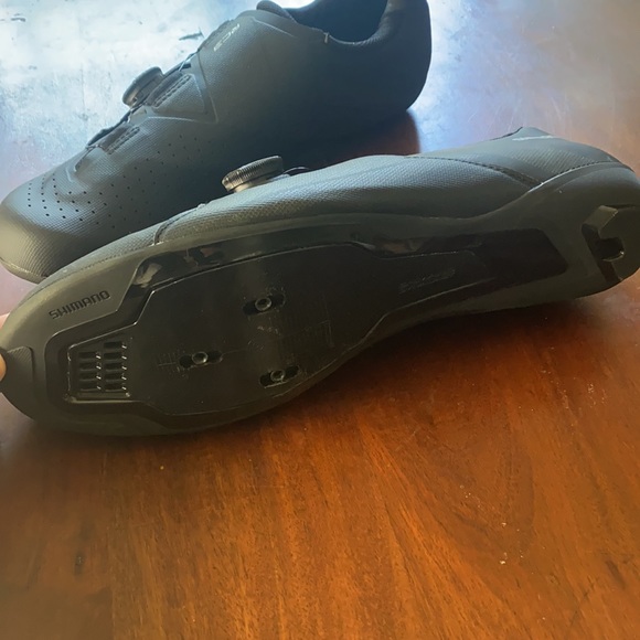 Shimano RC3 Road Biking shoes - Picture 3 of 5